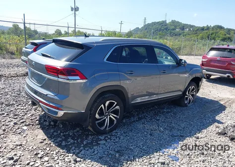 2020 Volkswagen Atlas Cross Sport 3.6L V6 Sel Premium z USA, uszkodzony, nr VIN 1V2NE2CAXLC216138